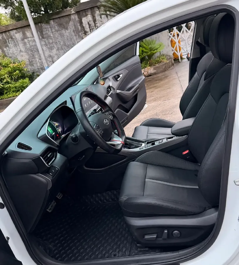 2019 Hyundai La Festa 1.6T 204HP L4 7DCT,autocango,china used car exporter,china ev exporter,chinese used car exporter,chinese used ev exporter