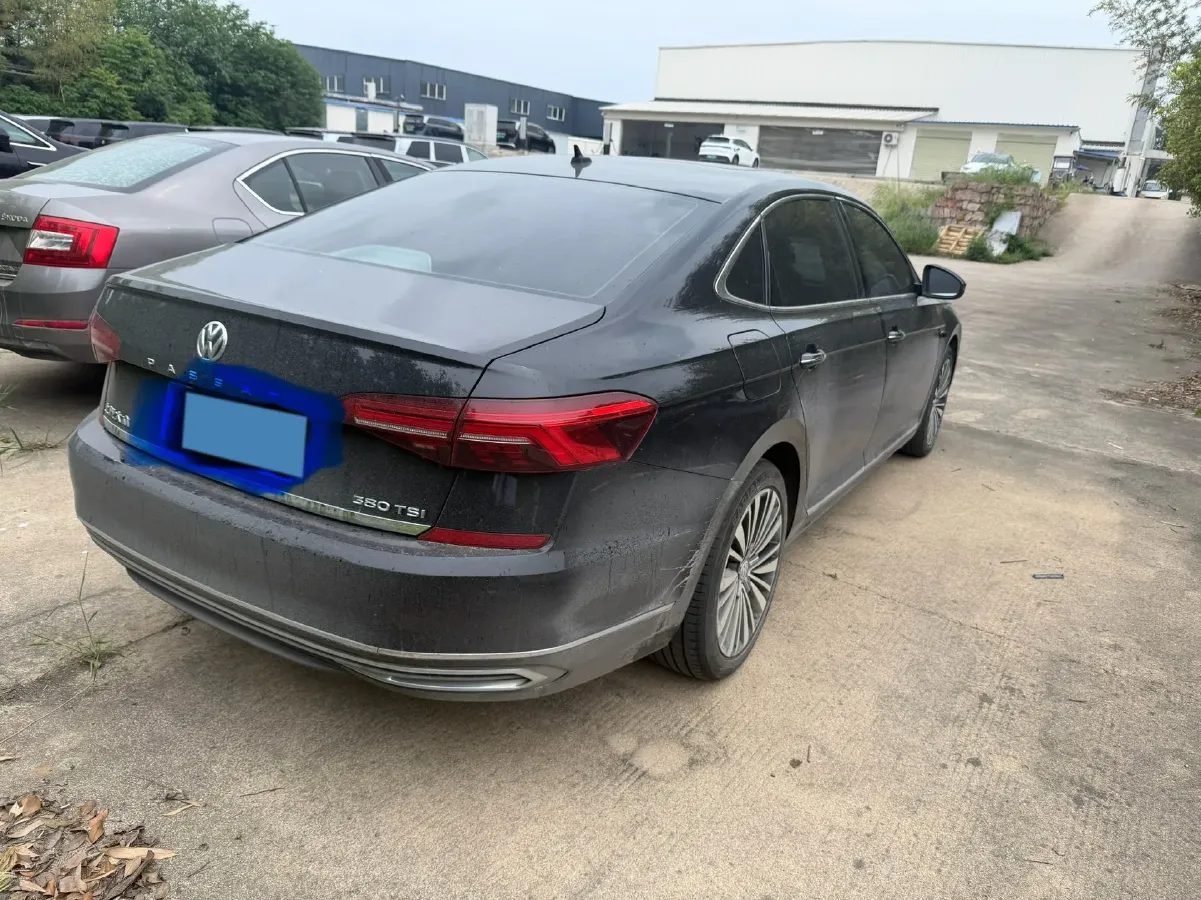 2019 Volkswagen Passat 2.0T 186HP L4 7DCT,autocango,china used car exporter,china ev exporter,chinese used car exporter,chinese used ev exporter