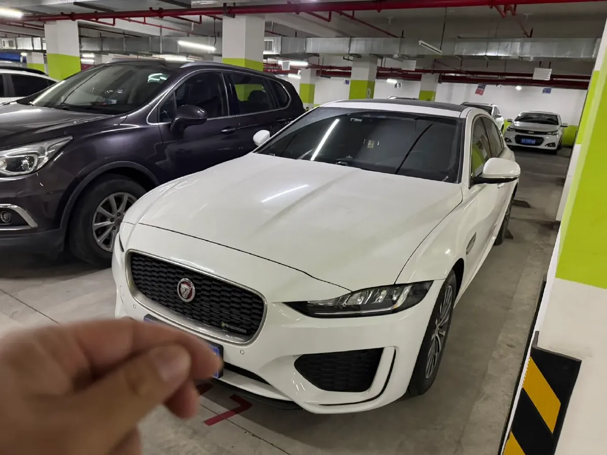 2020 Jaguar XEL 2.0T 200HP L4 8AT,autocango,china used car exporter,china ev exporter,chinese used car exporter,chinese used ev exporter