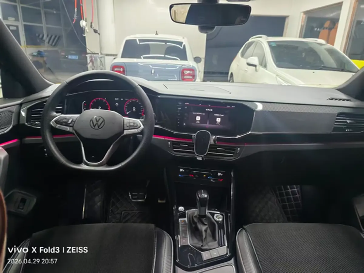 2020 Volkswagen Tayron X 2.0T 186HP L4 7DCT,autocango,china used car exporter,china ev exporter,chinese used car exporter,chinese used ev exporter