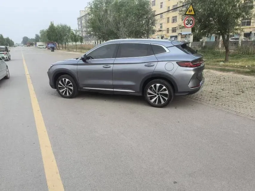 2025 BYD Song Plus 1.5L 101HP L4 E-CVT PHEV 18.3KWH,autocango,china used car exporter,china ev exporter,chinese used car exporter,chinese used ev exporter