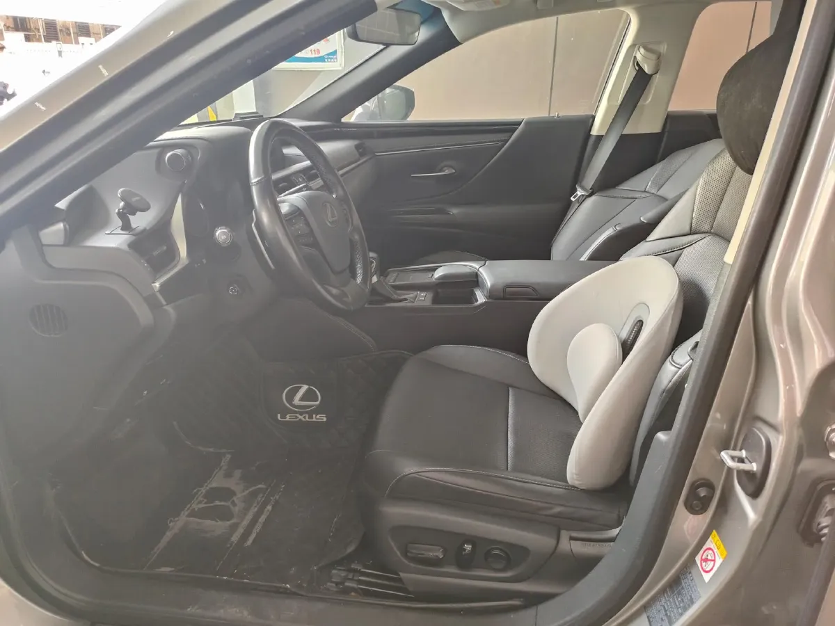 2018 Lexus ES 2.5L 178HP L4 E-CVT Hybrid,autocango,china used car exporter,china ev exporter,chinese used car exporter,chinese used ev exporter