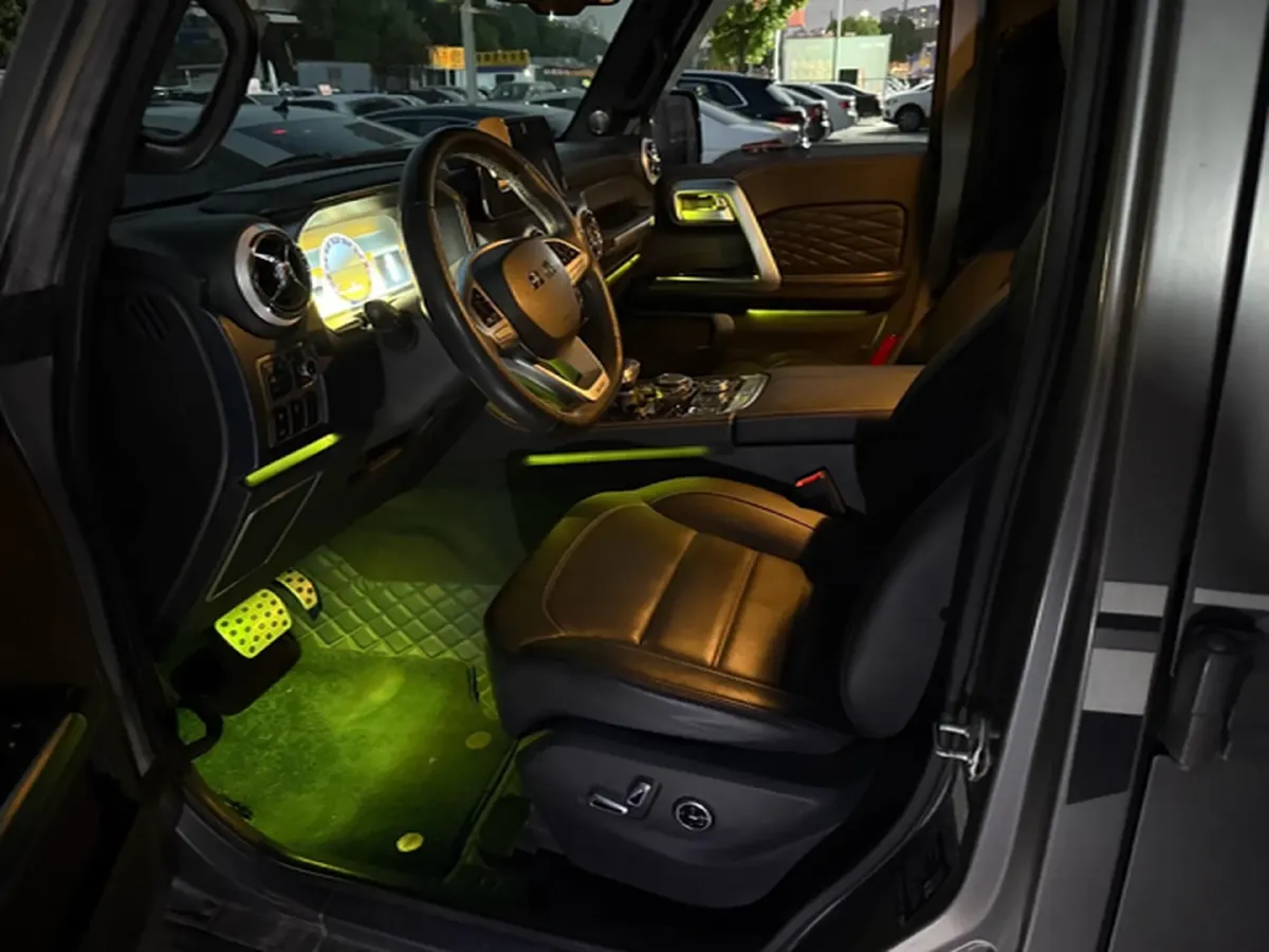 2021 Beijing BJ40 2.0T 224HP L4 8AT,autocango,china used car exporter,china ev exporter,chinese used car exporter,chinese used ev exporter