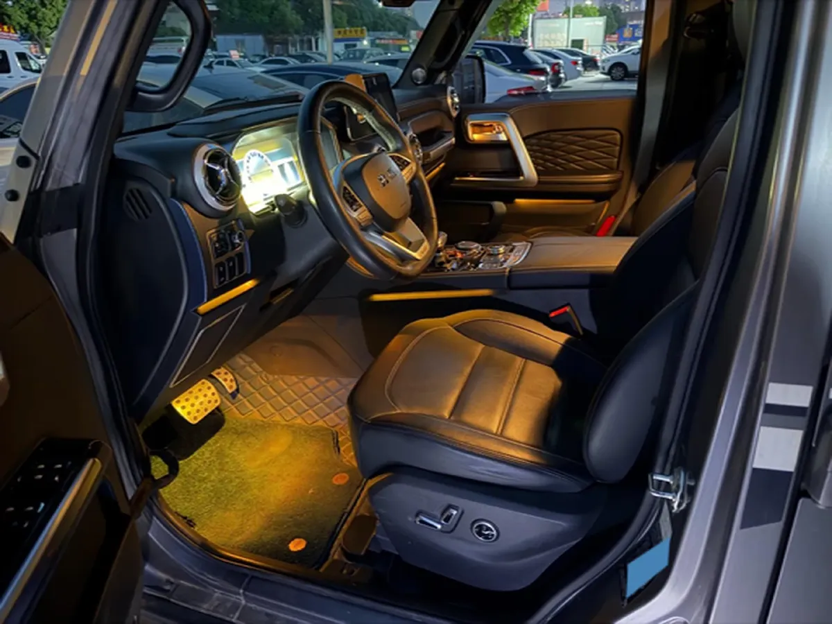 2021 Beijing BJ40 2.0T 224HP L4 8AT,autocango,china used car exporter,china ev exporter,chinese used car exporter,chinese used ev exporter