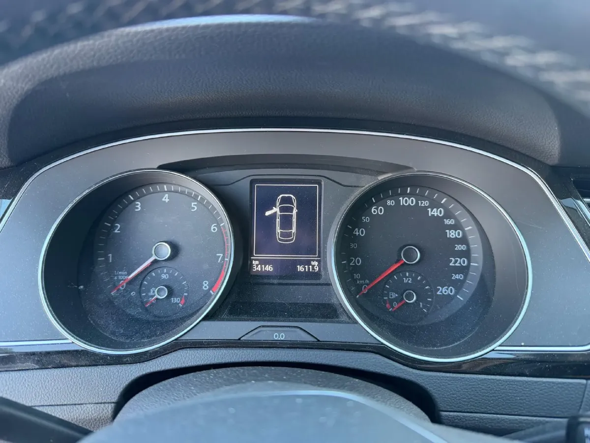 2020 Volkswagen Magotan 2.0T 186HP L4 7DCT,autocango,china used car exporter,china ev exporter,chinese used car exporter,chinese used ev exporter