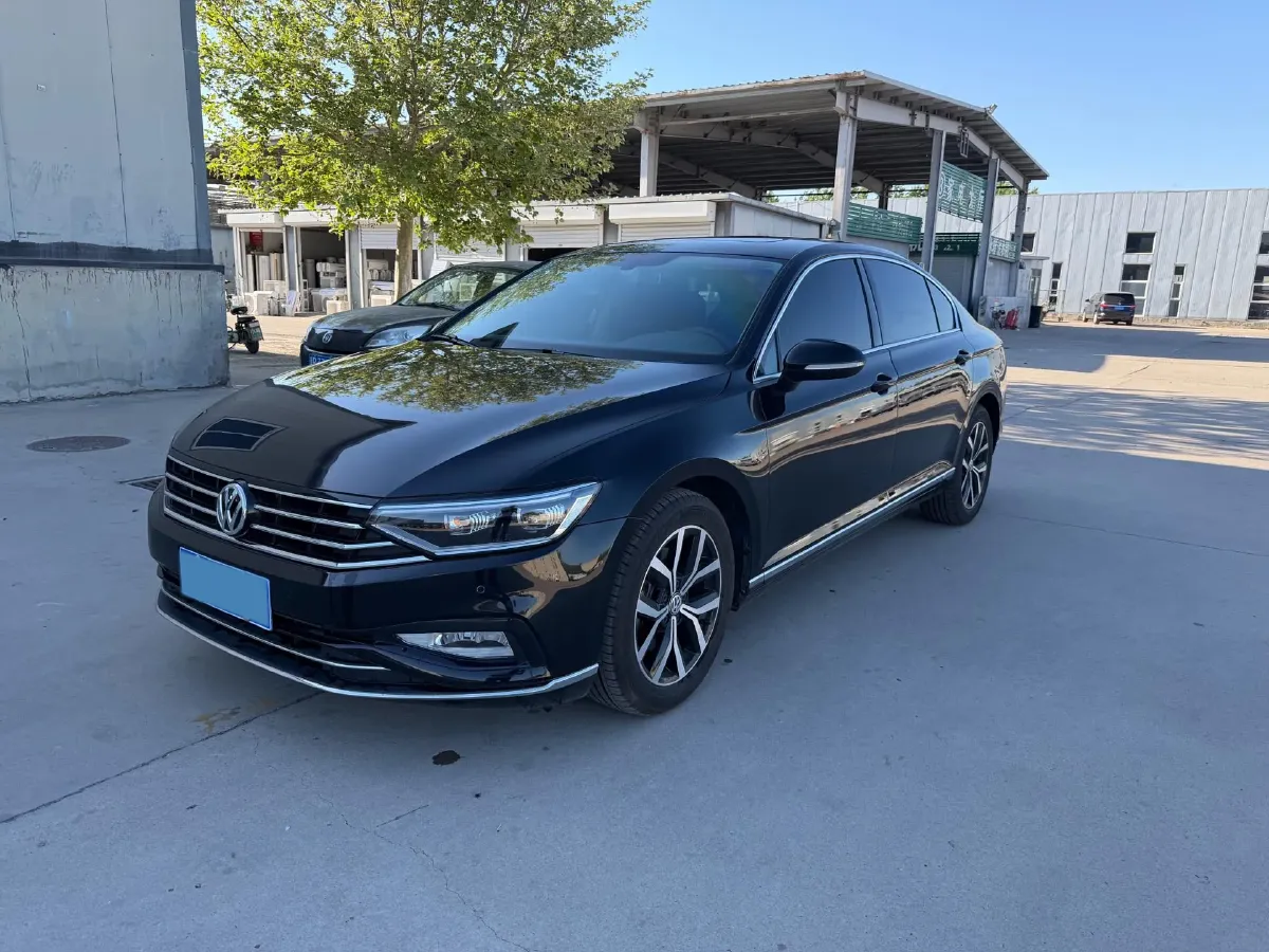 2020 Volkswagen Magotan 2.0T 186HP L4 7DCT,autocango,china used car exporter,china ev exporter,chinese used car exporter,chinese used ev exporter