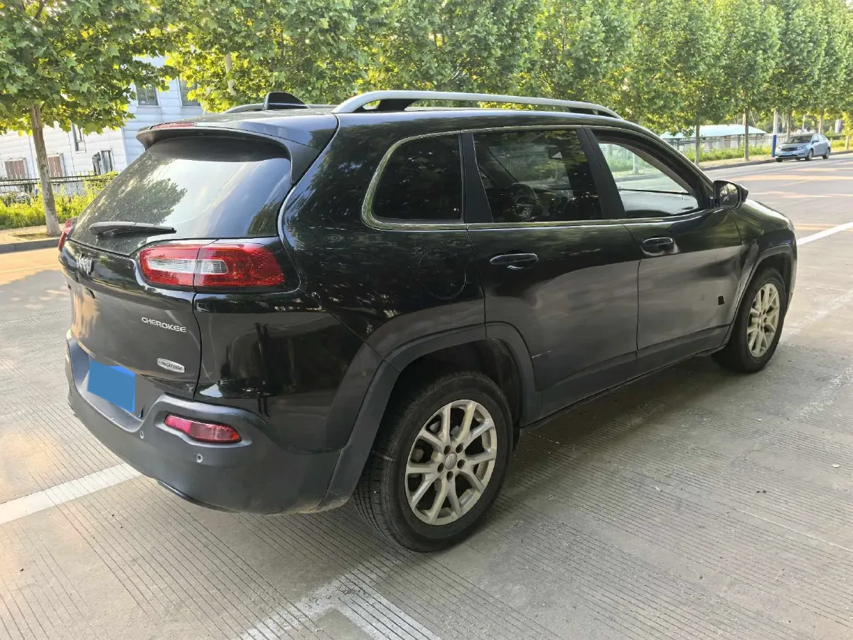 2022 WuLing KaiJie 1.5T 147HP L4 CVT,autocango,china used car exporter,china ev exporter,chinese used car exporter,chinese used ev exporter