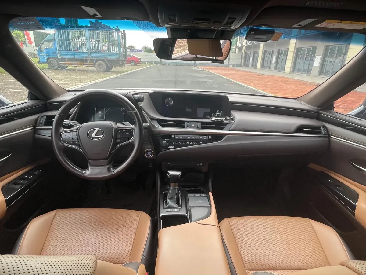 2020 Lexus ES 2.5L 178HP L4 E-CVT Hybrid,autocango,china used car exporter,china ev exporter,chinese used car exporter,chinese used ev exporter