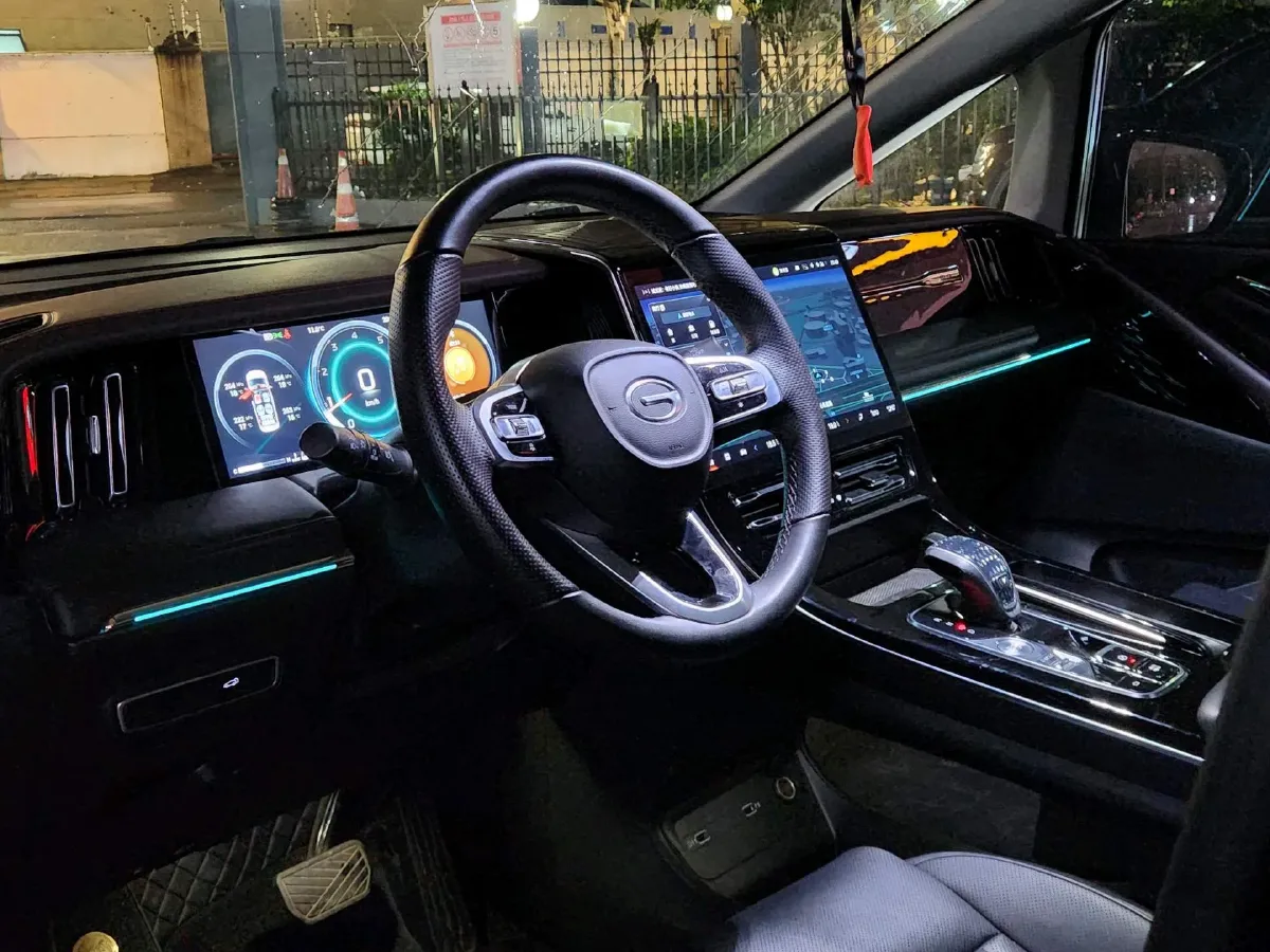 2024 GAC Trumpchi M8 2.0T 252HP L4 8AT,autocango,china used car exporter,china ev exporter,chinese used car exporter,chinese used ev exporter