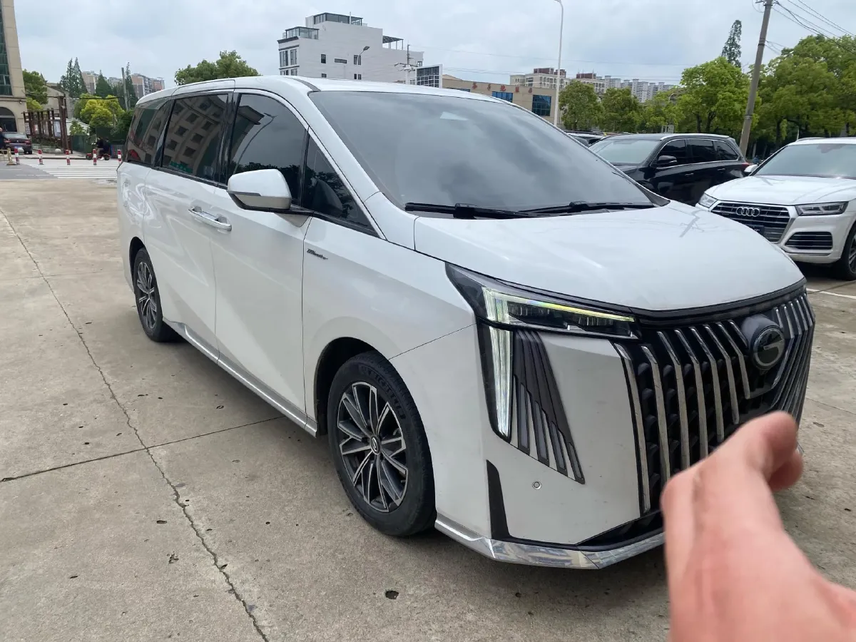 2024 GAC Trumpchi M8 2.0T 252HP L4 8AT,autocango,china used car exporter,china ev exporter,chinese used car exporter,chinese used ev exporter