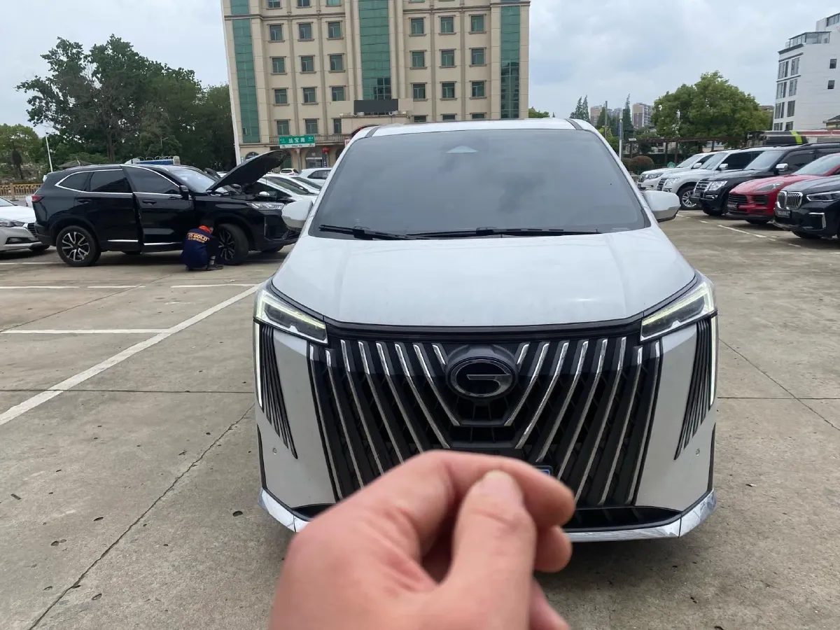 2024 GAC Trumpchi M8 2.0T 252HP L4 8AT,autocango,china used car exporter,china ev exporter,chinese used car exporter,chinese used ev exporter