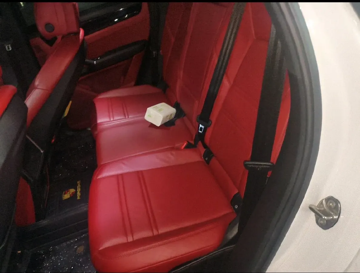 2021 Porsche Cayenne 2.0T 252HP L4 8AT PHEV 17.9KWH,autocango,china used car exporter,china ev exporter,chinese used car exporter,chinese used ev exporter