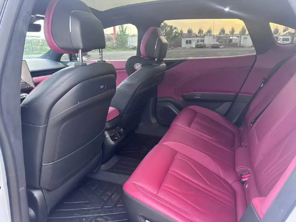 2025 Zeekr 7X BEV 75KWH,autocango,china used car exporter,china ev exporter,chinese used car exporter,chinese used ev exporter