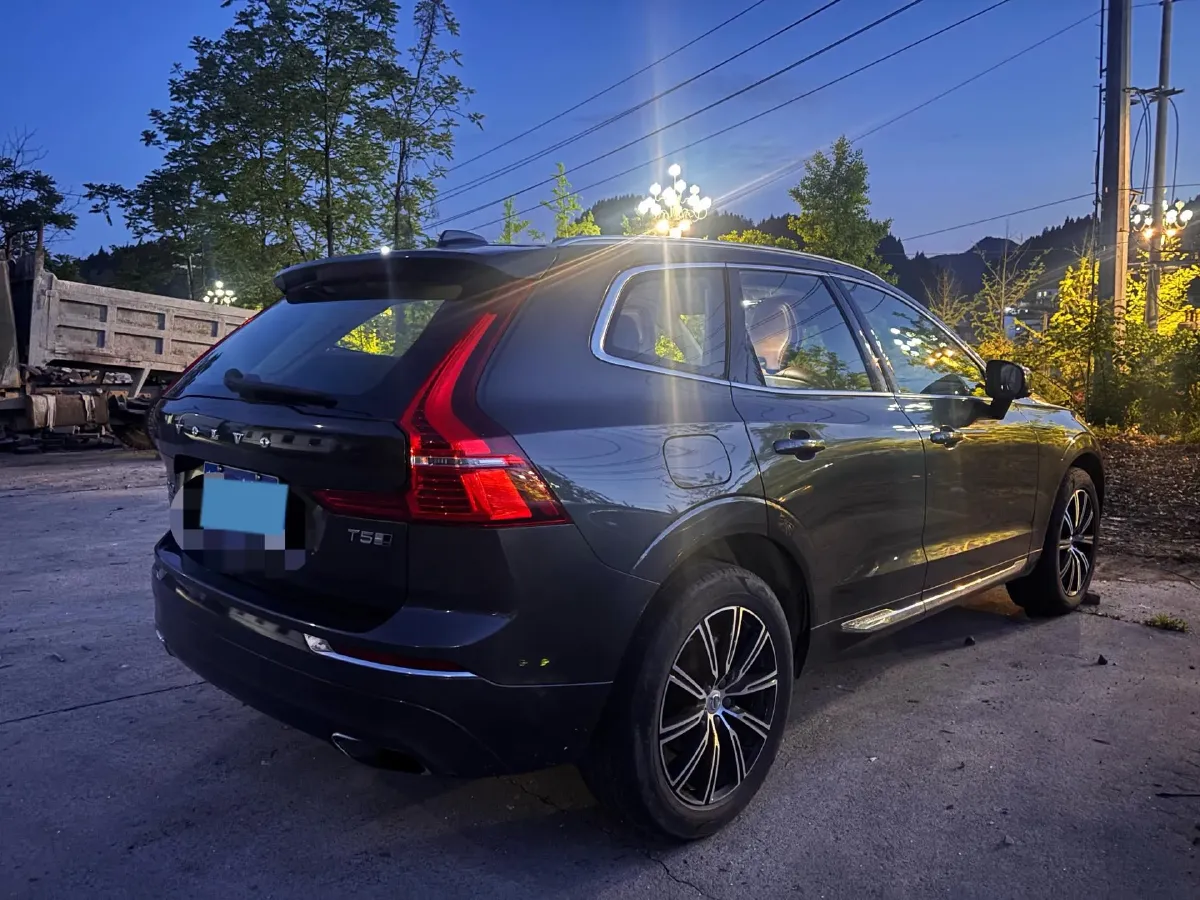 2020 Volvo XC60 2.0T 254HP L4 8AT,autocango,china used car exporter,china ev exporter,chinese used car exporter,chinese used ev exporter