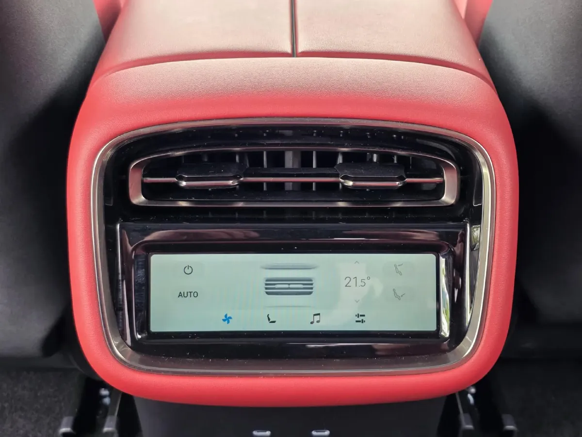 2025 Exceed Sterra ES REEV 156HP REEV 34.7KWH,autocango,china used car exporter,china ev exporter,chinese used car exporter,chinese used ev exporter