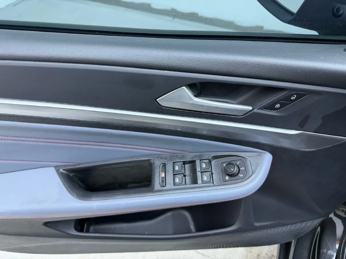 2023 Volkswagen Lamando 1.4T 150HP L4 7DCT,autocango,china used car exporter,china ev exporter,chinese used car exporter,chinese used ev exporter