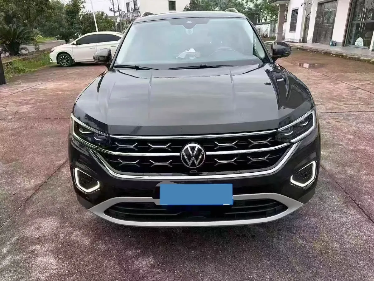 2024 Volkswagen Tayron 2.0T 186HP L4 7DCT,autocango,china used car exporter,china ev exporter,chinese used car exporter,chinese used ev exporter