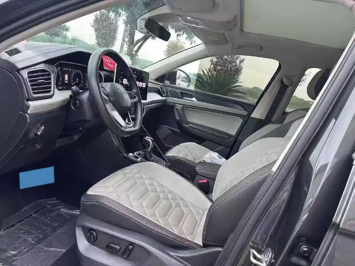 2024 Volkswagen Tayron 2.0T 186HP L4 7DCT,autocango,china used car exporter,china ev exporter,chinese used car exporter,chinese used ev exporter