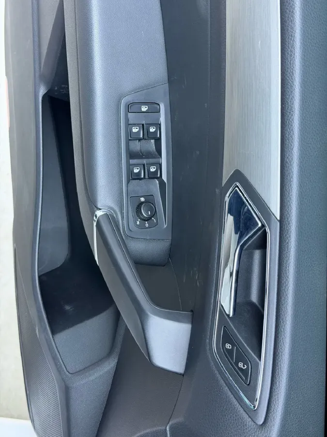 2021 Volkswagen Tharu 1.4T 150HP L4 7DCT,autocango,china used car exporter,china ev exporter,chinese used car exporter,chinese used ev exporter