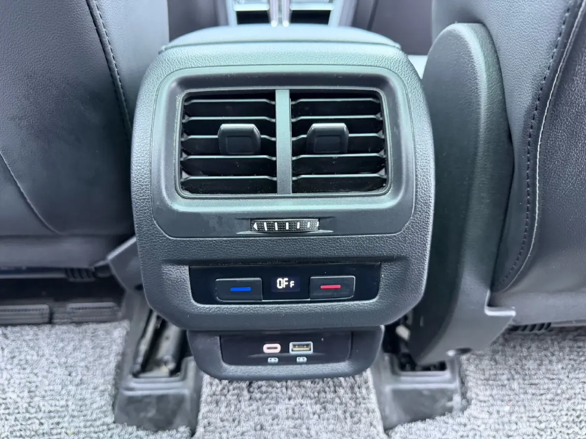 2021 Volkswagen Tharu 1.4T 150HP L4 7DCT,autocango,china used car exporter,china ev exporter,chinese used car exporter,chinese used ev exporter