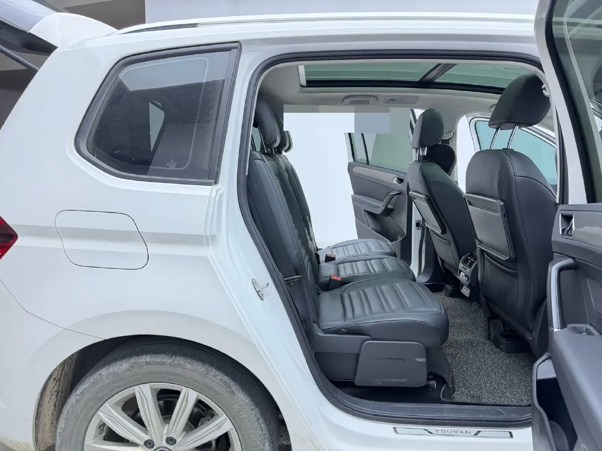 2021 Volkswagen Tharu 1.4T 150HP L4 7DCT,autocango,china used car exporter,china ev exporter,chinese used car exporter,chinese used ev exporter