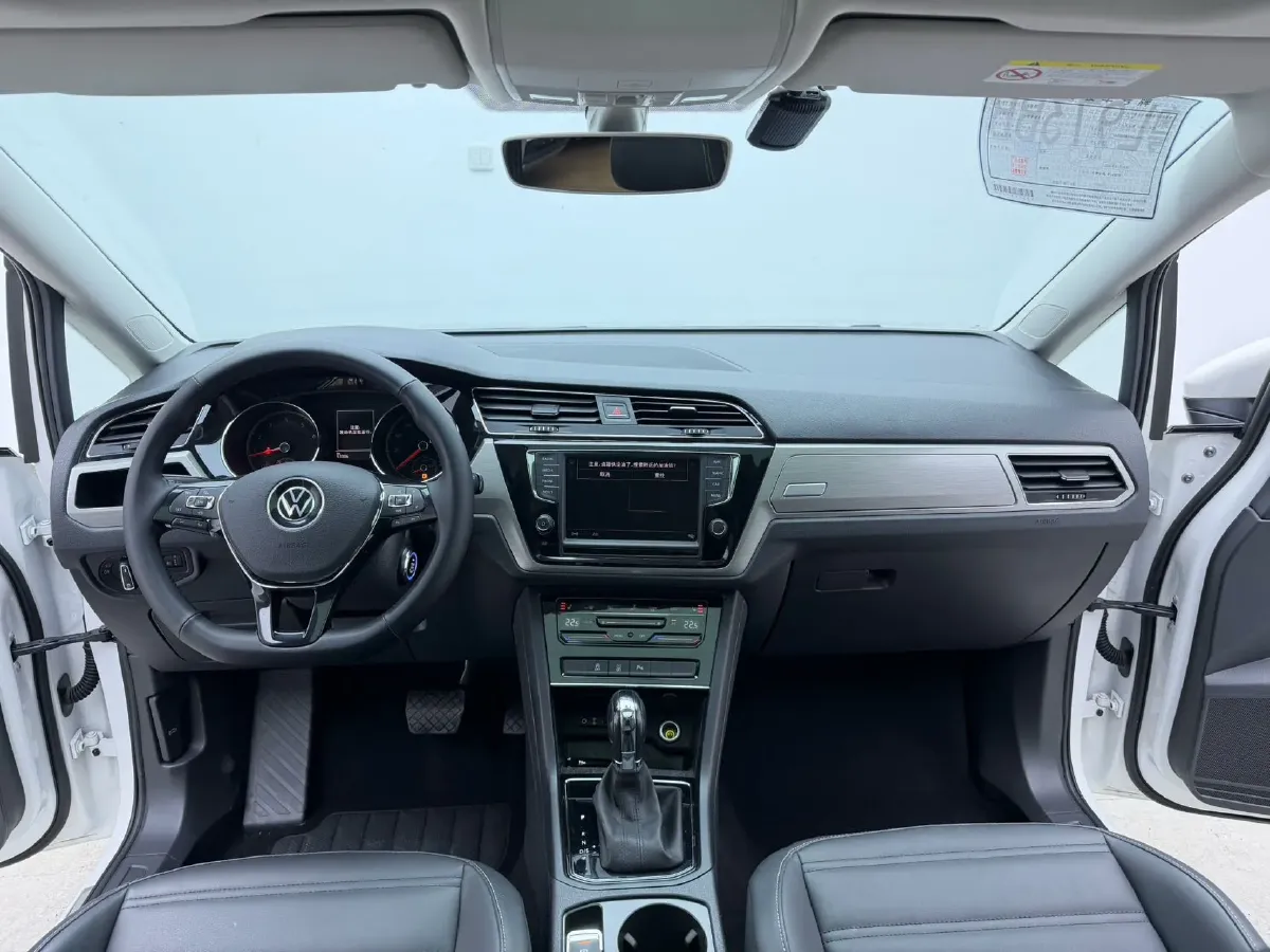 2021 Volkswagen Tharu 1.4T 150HP L4 7DCT,autocango,china used car exporter,china ev exporter,chinese used car exporter,chinese used ev exporter