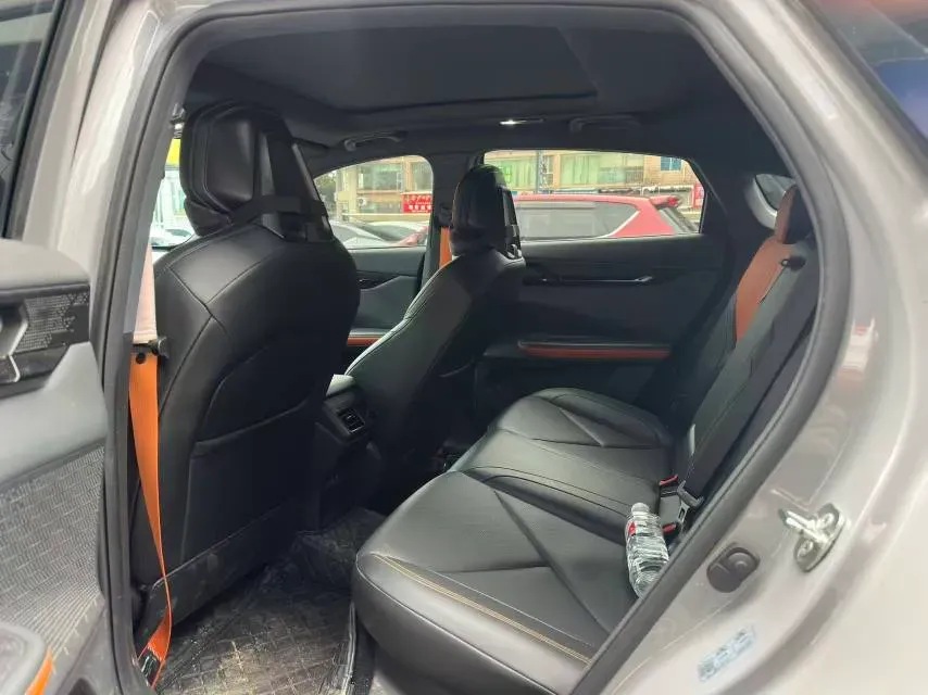 2022 ChangAn UNI-V 1.5T 188HP L4 7DCT,autocango,china used car exporter,china ev exporter,chinese used car exporter,chinese used ev exporter