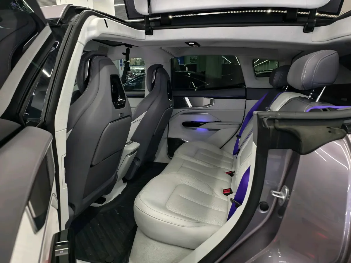 2023 HiPhi Y BEV 76.6KWH,autocango,china used car exporter,china ev exporter,chinese used car exporter,chinese used ev exporter