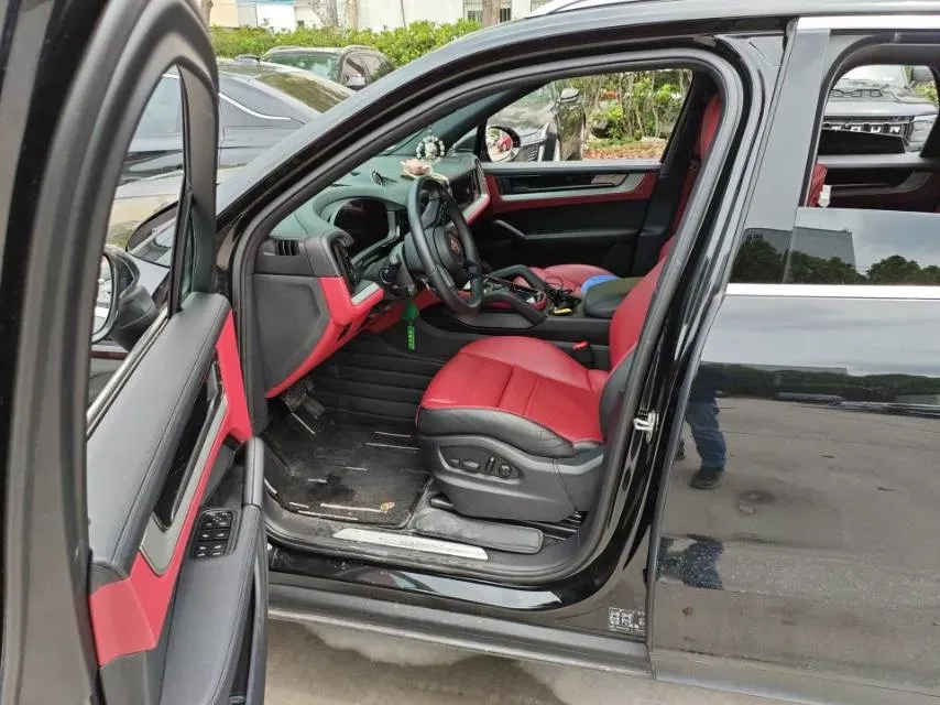 2024 Porsche Cayenne 3.0T 354HP V6 8AT,autocango,china used car exporter,china ev exporter,chinese used car exporter,chinese used ev exporter