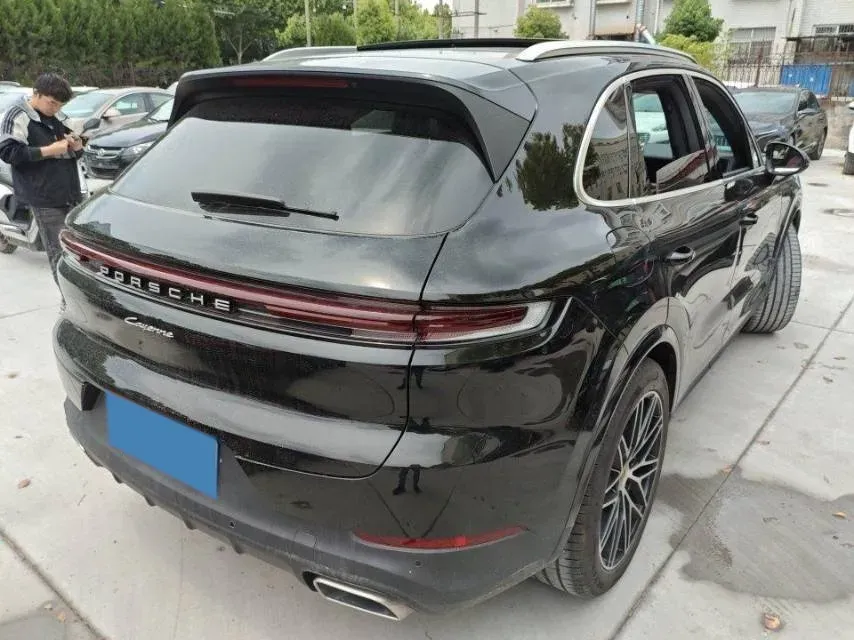 2024 Porsche Cayenne 3.0T 354HP V6 8AT,autocango,china used car exporter,china ev exporter,chinese used car exporter,chinese used ev exporter