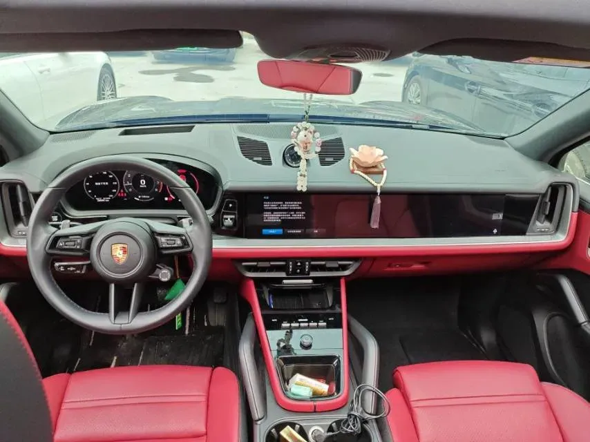 2024 Porsche Cayenne 3.0T 354HP V6 8AT,autocango,china used car exporter,china ev exporter,chinese used car exporter,chinese used ev exporter