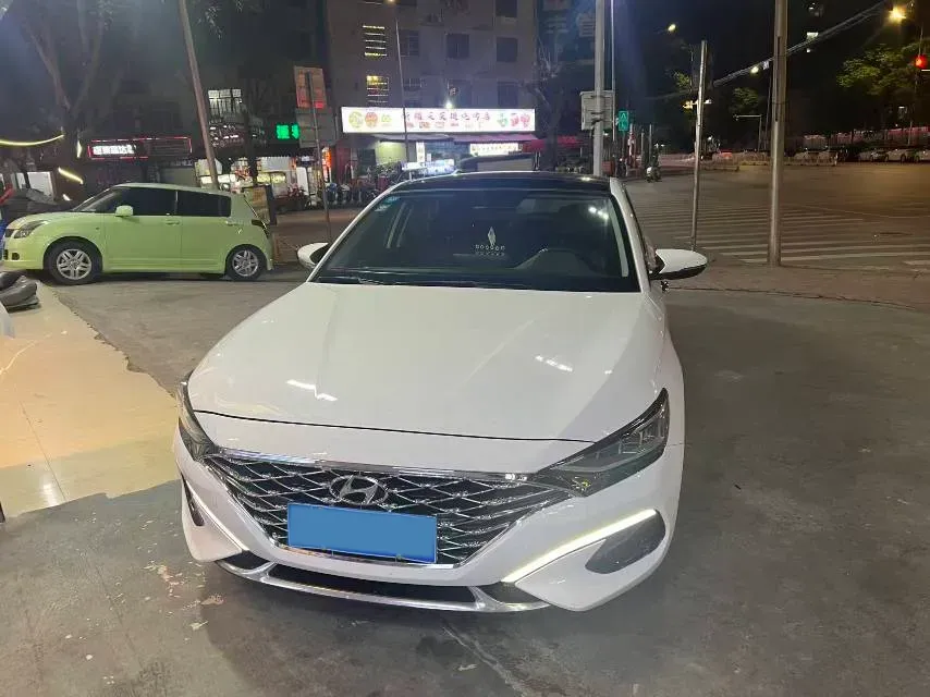 2019 Hyundai La Festa 1.6T 204HP L4 7DCT,autocango,china used car exporter,china ev exporter,chinese used car exporter,chinese used ev exporter