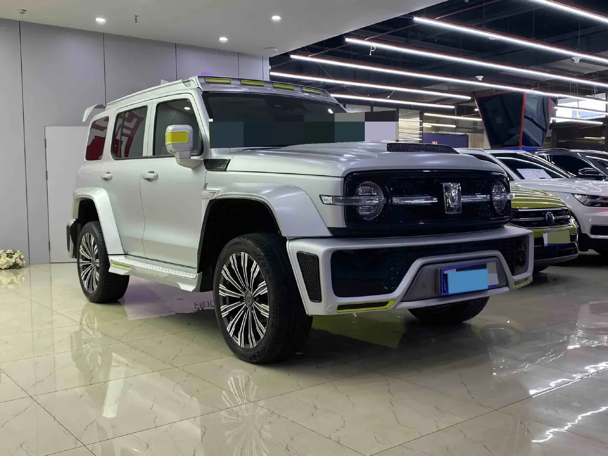 2021 Cyberspace 300 2.0T 227HP L4 8AT,autocango,china used car exporter,china ev exporter,chinese used car exporter,chinese used ev exporter