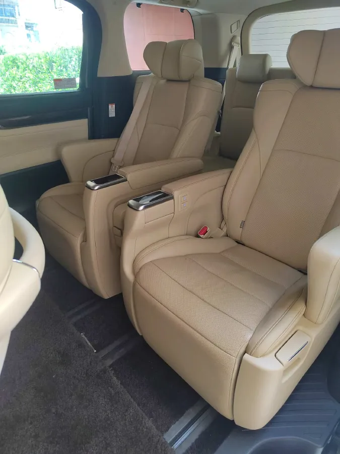 2015 Toyota Alphard 3.5L 275HP V6 6AT,autocango,china used car exporter,china ev exporter,chinese used car exporter,chinese used ev exporter