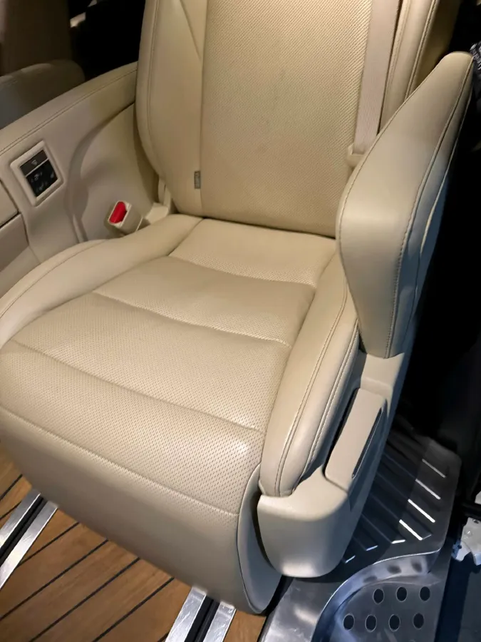 2015 Toyota Alphard 3.5L 275HP V6 6AT,autocango,china used car exporter,china ev exporter,chinese used car exporter,chinese used ev exporter