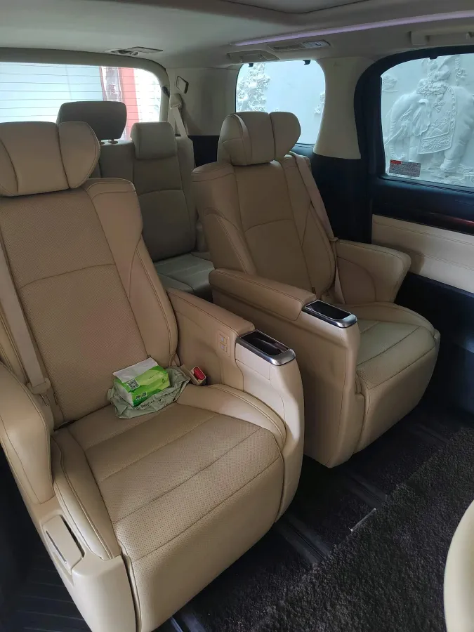 2015 Toyota Alphard 3.5L 275HP V6 6AT,autocango,china used car exporter,china ev exporter,chinese used car exporter,chinese used ev exporter