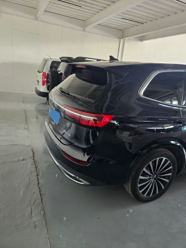 2024 Volkswagen Viloran 2.0T 220HP L4 7DCT,autocango,china used car exporter,china ev exporter,chinese used car exporter,chinese used ev exporter