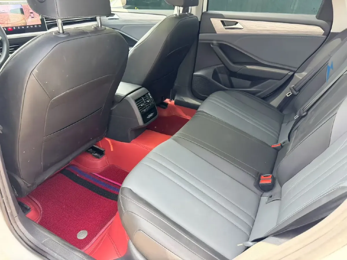 2025 Volkswagen Sagitar 1.5T 160HP L4 7DCT,autocango,china used car exporter,china ev exporter,chinese used car exporter,chinese used ev exporter