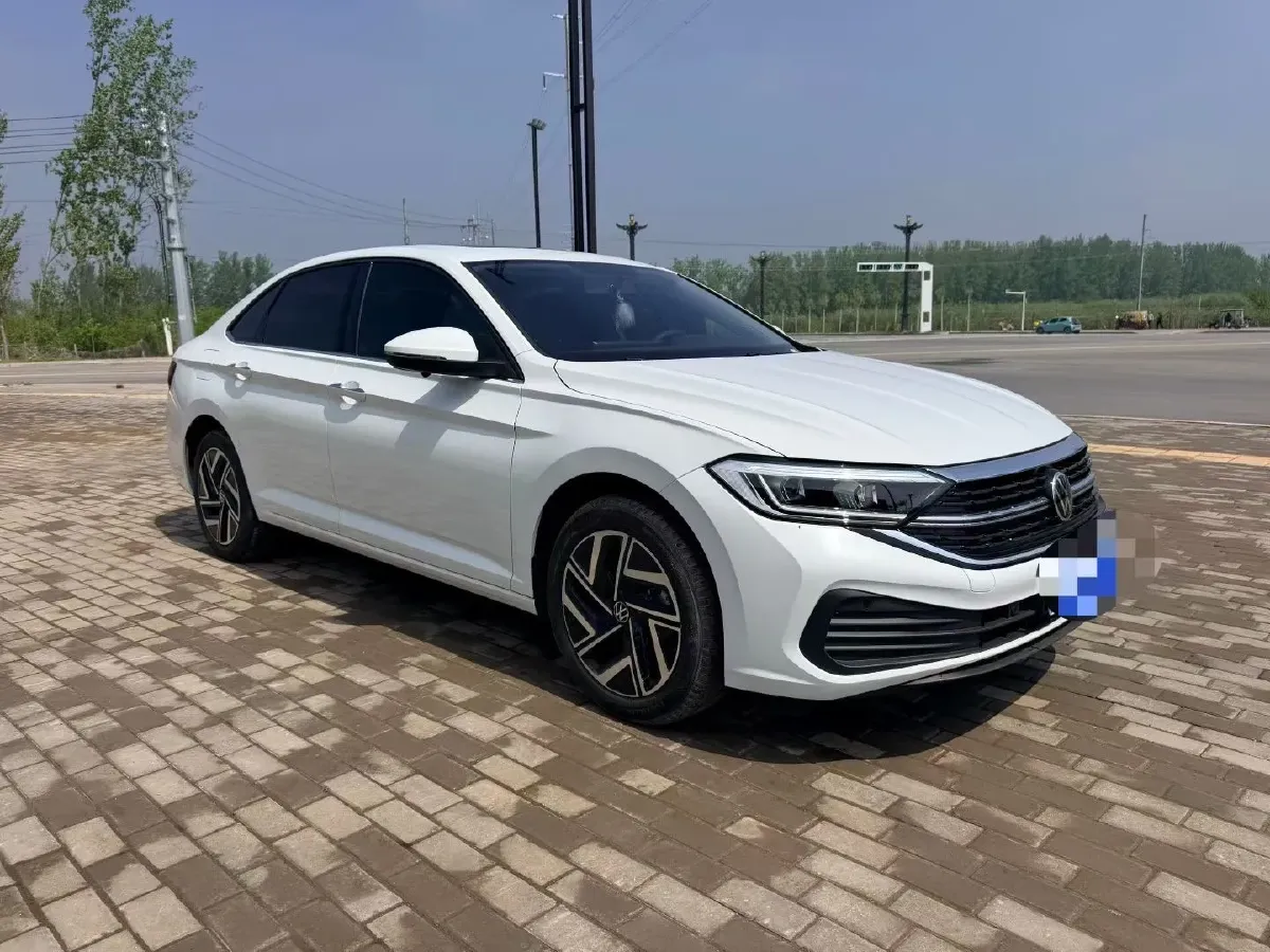 2025 Volkswagen Sagitar 1.5T 160HP L4 7DCT,autocango,china used car exporter,china ev exporter,chinese used car exporter,chinese used ev exporter