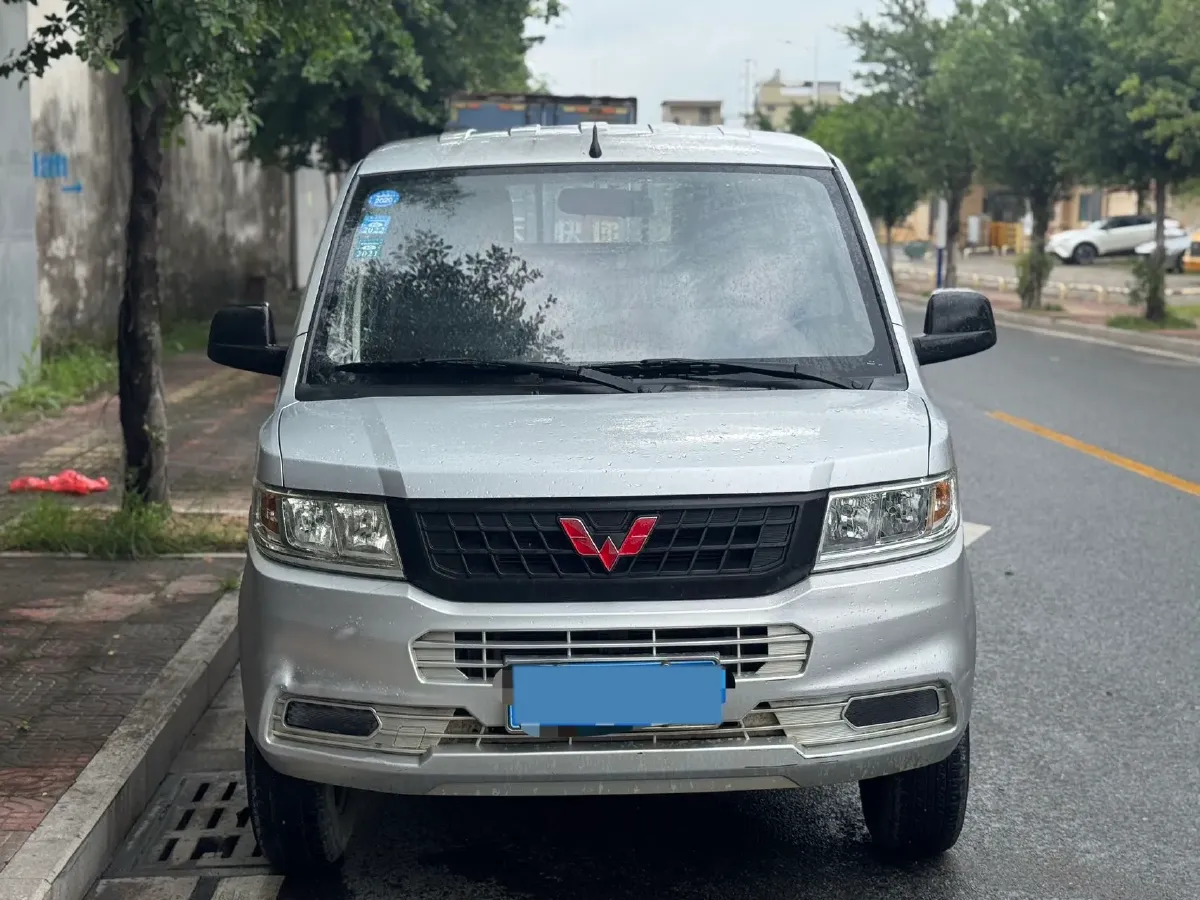 2019 WuLing RongGuang New Truck 1.8L 133HP L4 5MT,autocango,china used car exporter,china ev exporter,chinese used car exporter,chinese used ev exporter