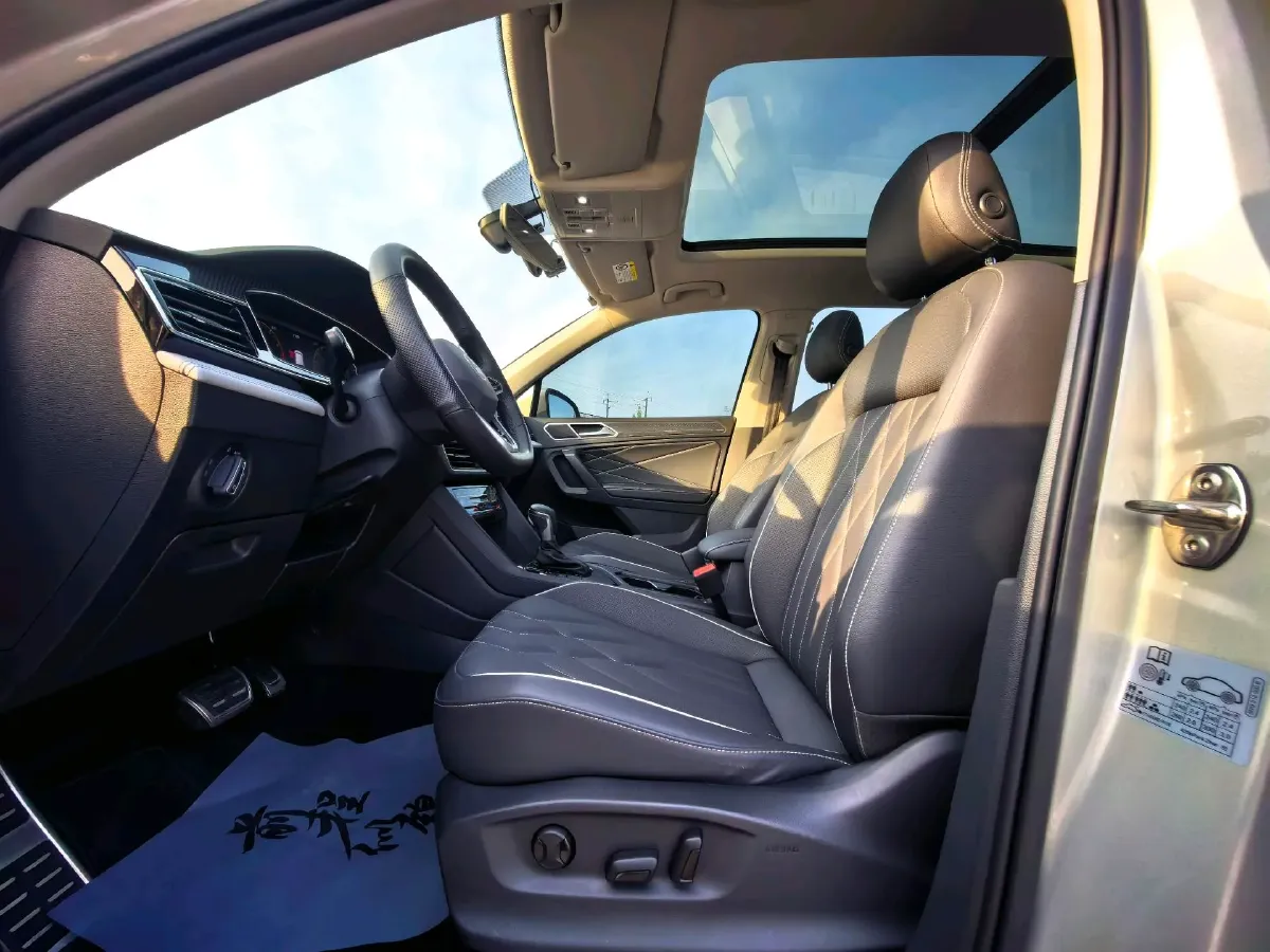 2022 Toyota Wildlander 2.5L 178HP L4 E-CVT Hybrid,autocango,china used car exporter,china ev exporter,chinese used car exporter,chinese used ev exporter