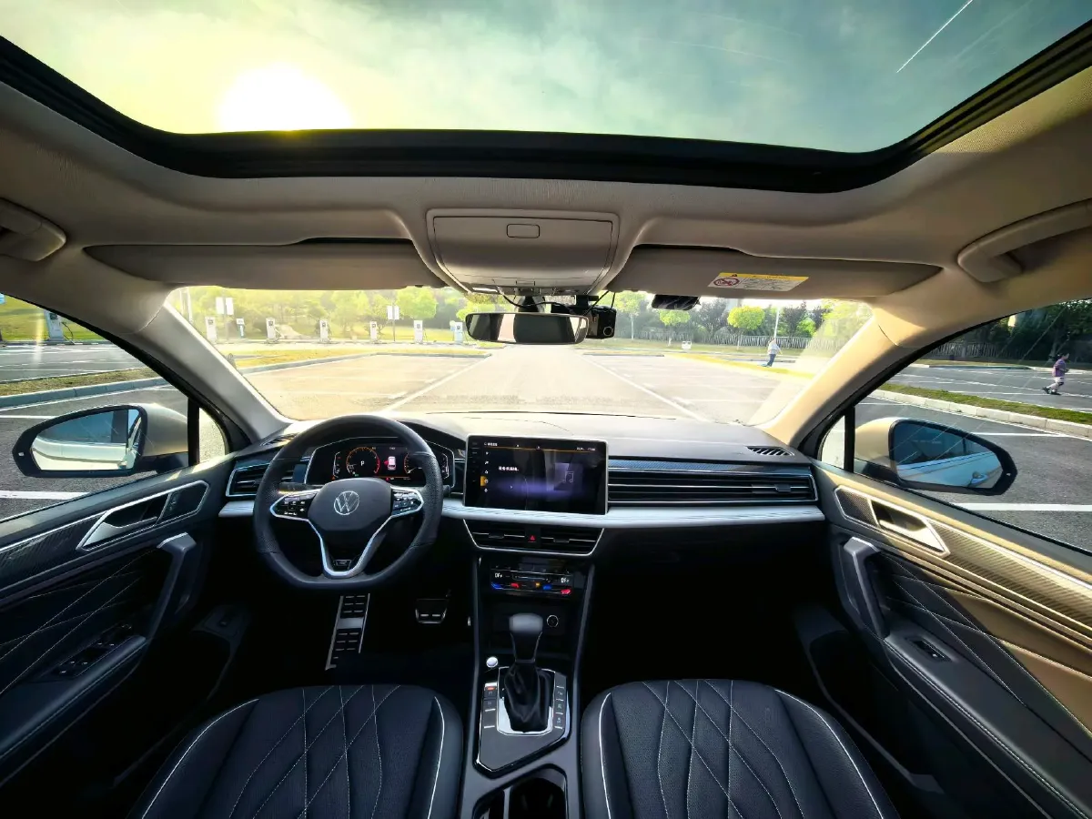 2022 Toyota Wildlander 2.5L 178HP L4 E-CVT Hybrid,autocango,china used car exporter,china ev exporter,chinese used car exporter,chinese used ev exporter