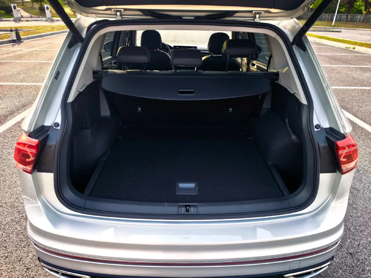 2022 Toyota Wildlander 2.5L 178HP L4 E-CVT Hybrid,autocango,china used car exporter,china ev exporter,chinese used car exporter,chinese used ev exporter