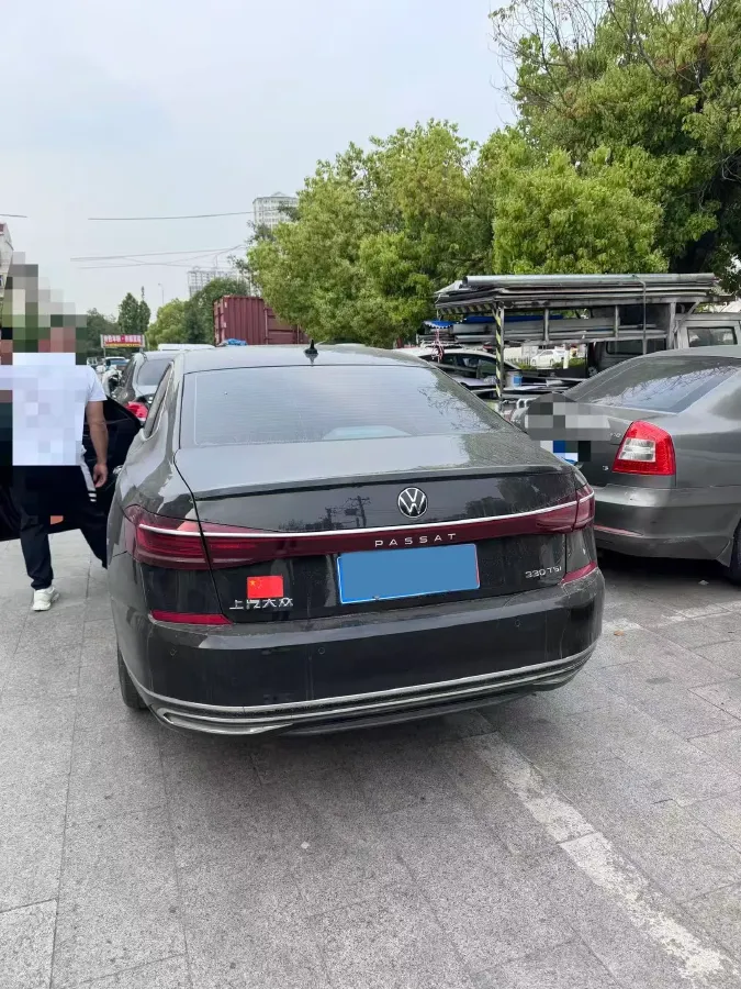 2023 Volkswagen Passat 2.0T 186HP L4 7DCT,autocango,china used car exporter,china ev exporter,chinese used car exporter,chinese used ev exporter