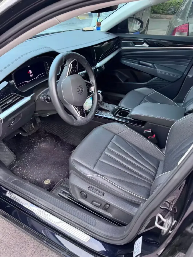 2023 Volkswagen Passat 2.0T 186HP L4 7DCT,autocango,china used car exporter,china ev exporter,chinese used car exporter,chinese used ev exporter