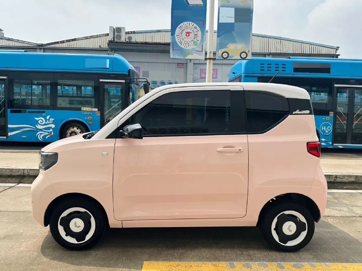 2021 WuLing HongGuang MINI EV BEV 9KWH,autocango,china used car exporter,china ev exporter,chinese used car exporter,chinese used ev exporter