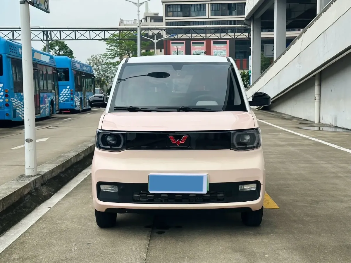2021 WuLing HongGuang MINI EV BEV 9KWH,autocango,china used car exporter,china ev exporter,chinese used car exporter,chinese used ev exporter