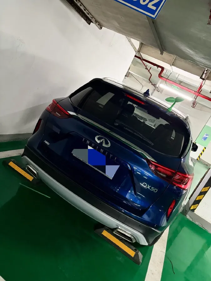 2022 Infiniti QX50 2.0T 261HP L4 CVT,autocango,china used car exporter,china ev exporter,chinese used car exporter,chinese used ev exporter