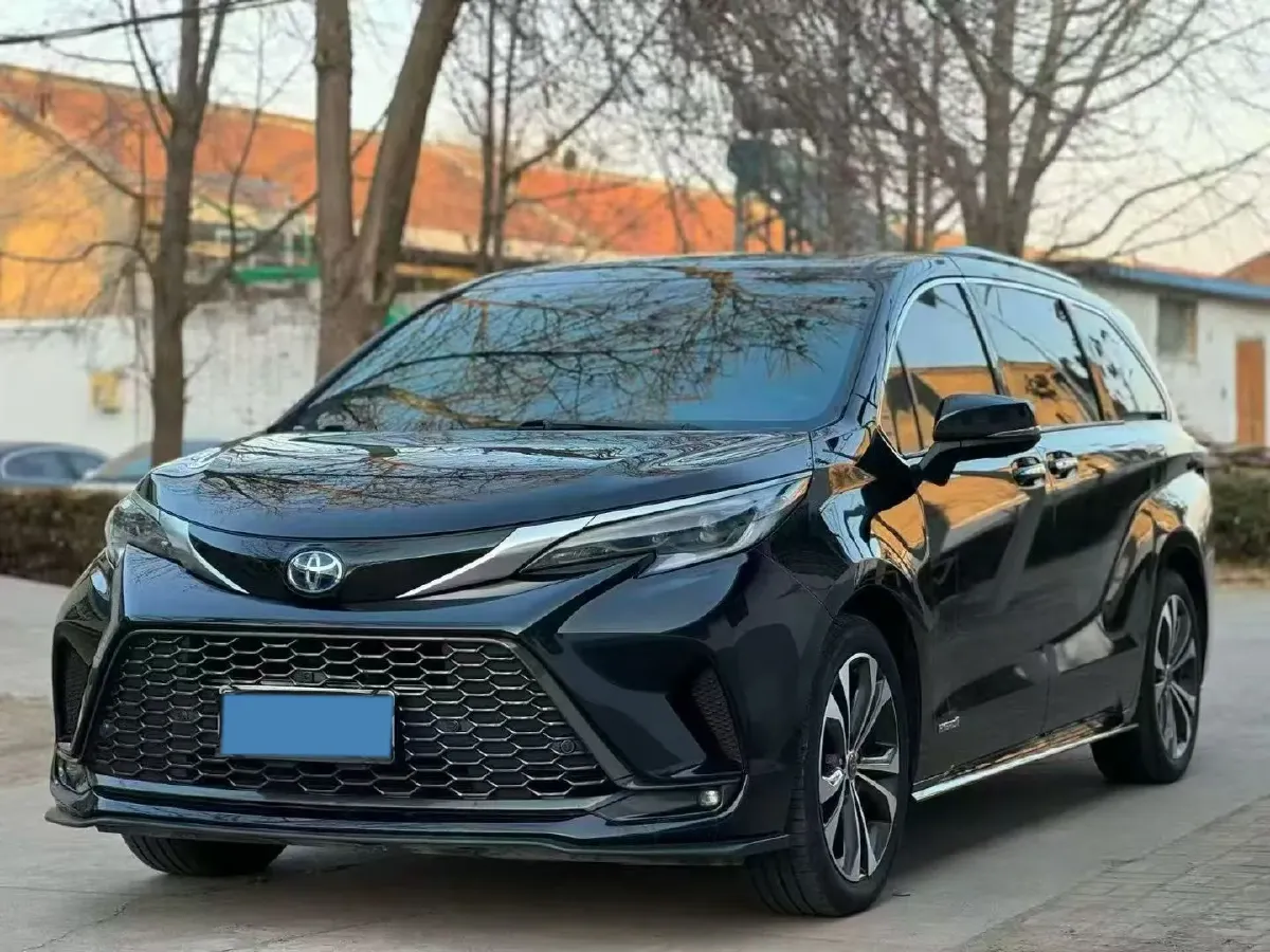 2023 Toyota Granvia 2.5L 189HP L4 E-CVT Hybrid,autocango,china used car exporter,china ev exporter,chinese used car exporter,chinese used ev exporter