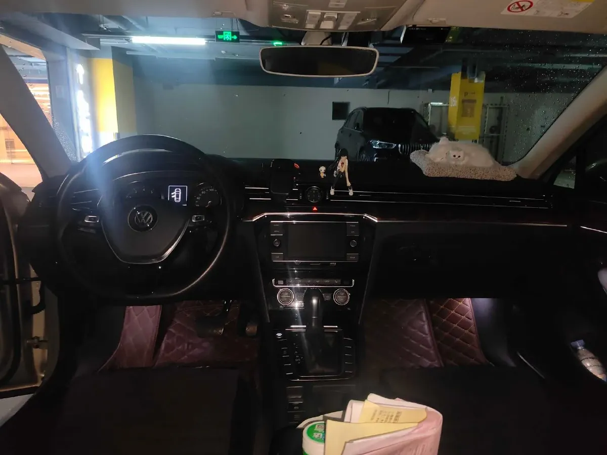 2018 Volkswagen Magotan 1.8T 180HP L4 7DCT,autocango,china used car exporter,china ev exporter,chinese used car exporter,chinese used ev exporter